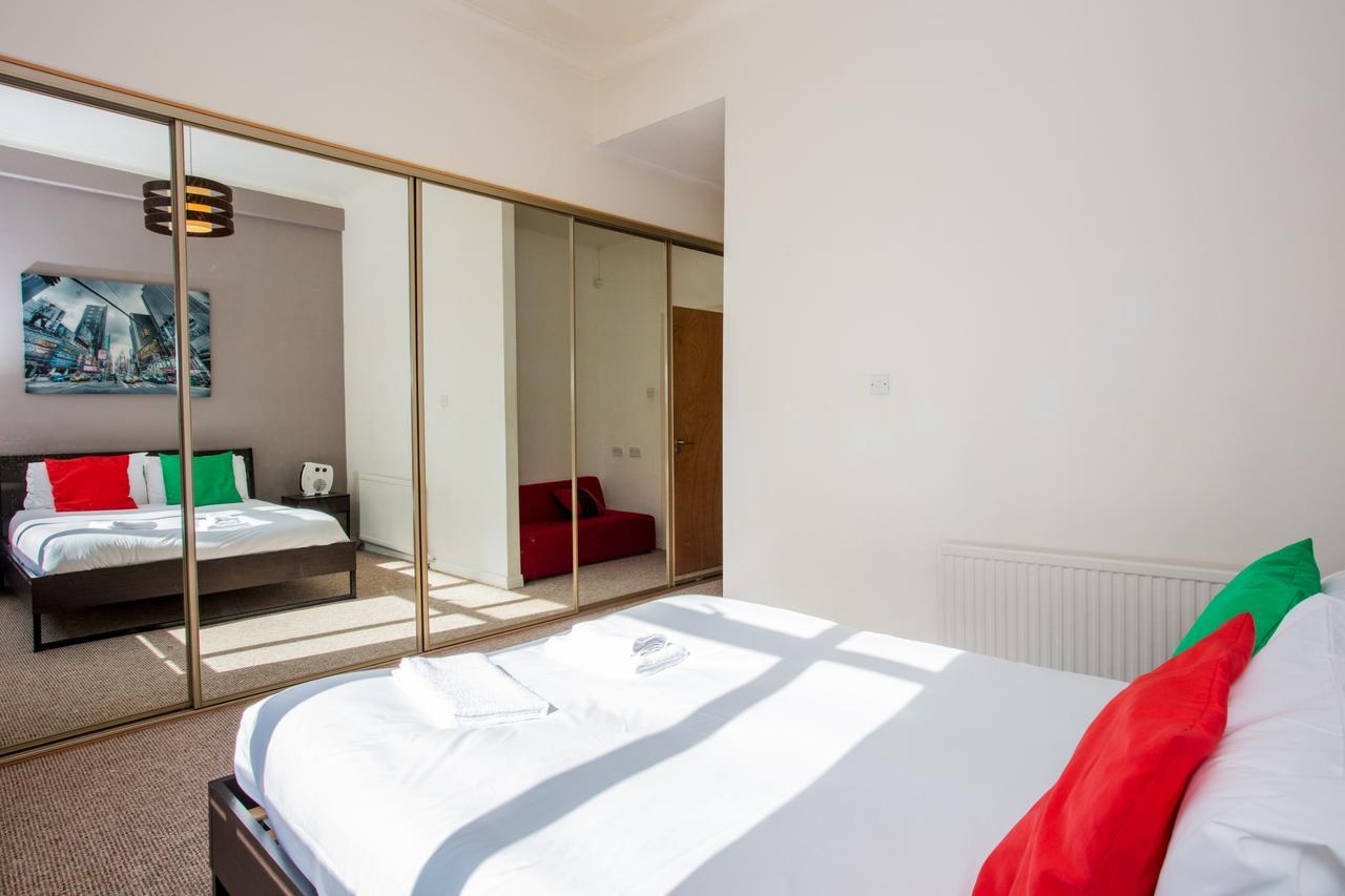 2 Bedroom Flat In