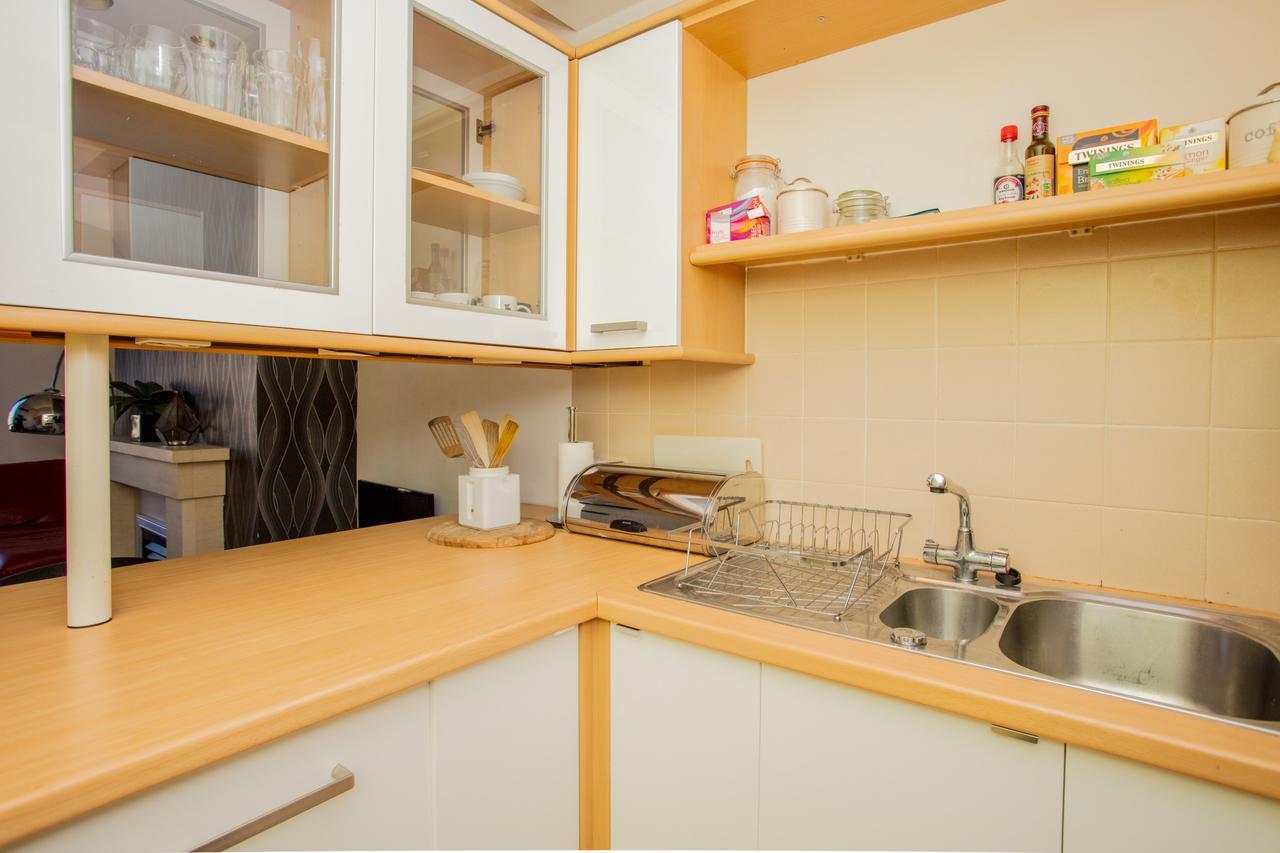 Appartement 2 Bedroom Flat In *